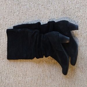 Slouchy black suede boot